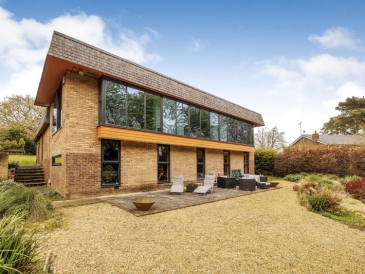 Edgewood, Darras Hall