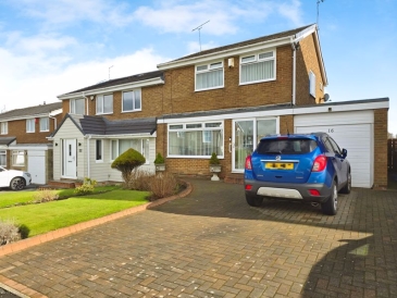 Newlyn Drive, Cramlington