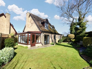 Mill House Gardens, Lesbury