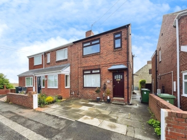 John Avenue, Ryton