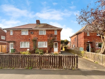 Warkworth Avenue, Warkworth