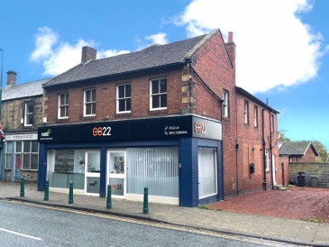 90 Front Street East/1 Vicarage Gardens, Bedlington