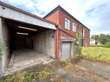 Garage rear of 4 Westway, Blaydon-On-Tyne