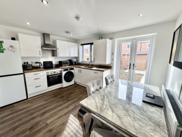 Holme Crescent , North Shields