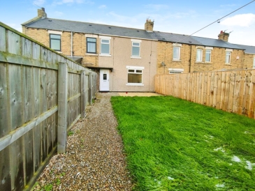 Fourth Row, Linton, NE61