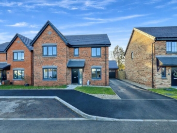 Clydesdale Drive, Netherton Park