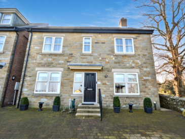 Willoughby Park, Alnwick