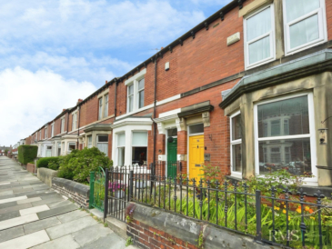 FAMILIES OR TWO SHARERS ONLY Biddlestone Road, Newcastle Upon Tyne