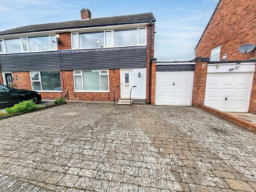 Broadstone Grove, Chapel House