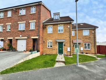 Fox Dene View, Greenside