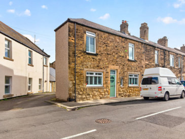 Dovecote Street, Amble
