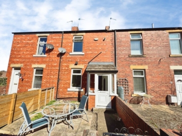 May Avenue, Ryton